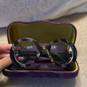 Stunning Gucci rainbow glitter eyeglasses